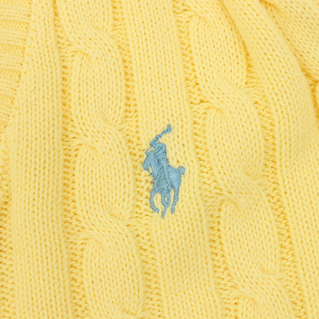 🅿️480 Ralph Lauren 25FW small label knitted sweetheart neck sweater Ralph Lauren (RALPH LAUREN) is the "American classic" brand in the fashion industry. Founded by Mr. Ralph Lauren in 1968, it is a high-end fashion brand with a strong American flavor. The styles are highly stylized and should be regarded as the clothing brand that best represents American culture (this can be seen from the fact that the uniforms of the US team in many Olympic Games have been provided by Ralph Lauren). Size: S-L